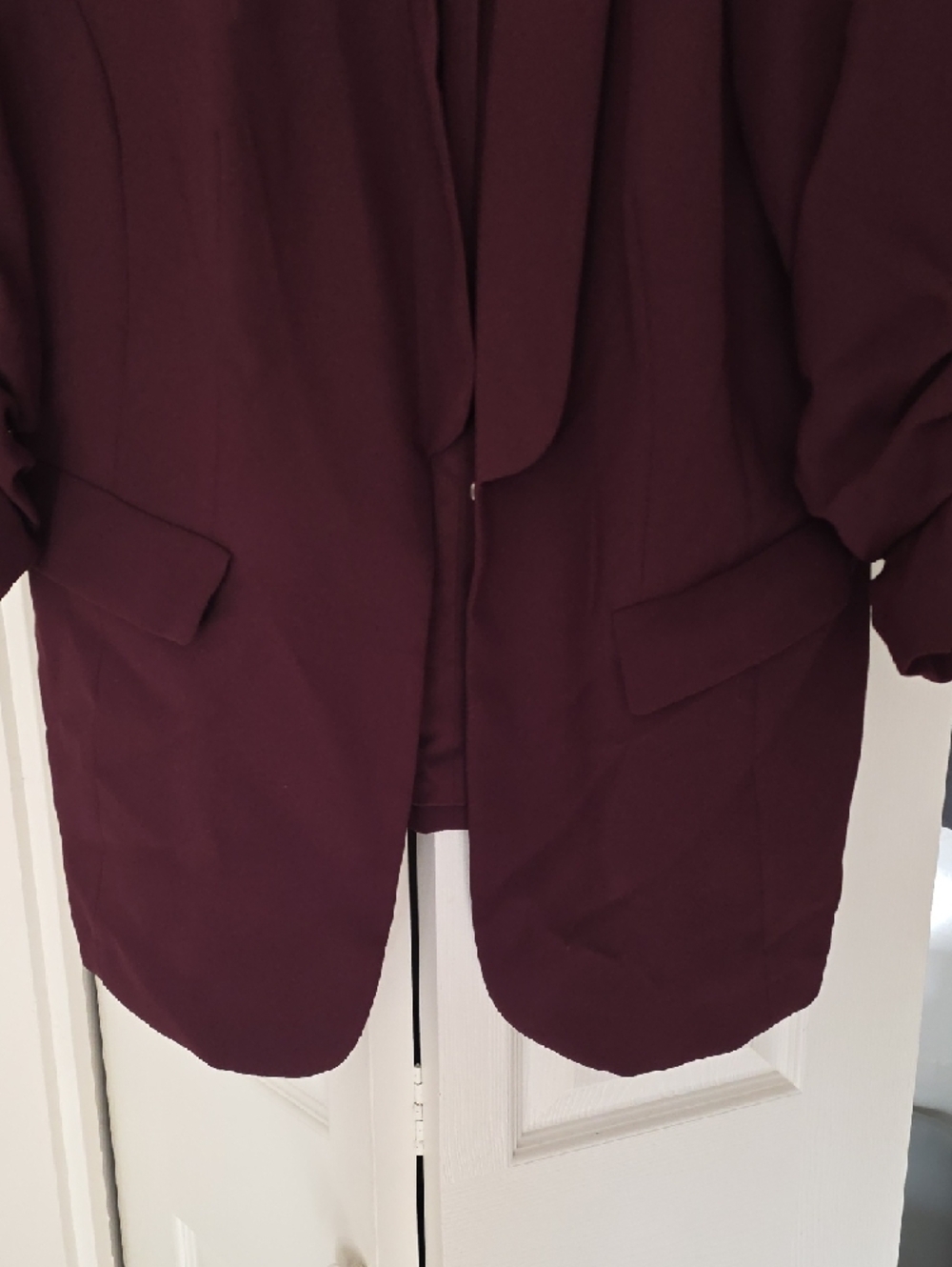 Vince Camuto Burgundy Shawl Collar Open Blazer - Picture 4 of 11